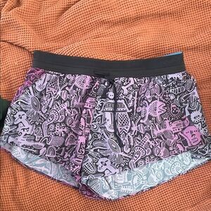 Janji Women’s Black and Pink Patterned Athletic Shorts